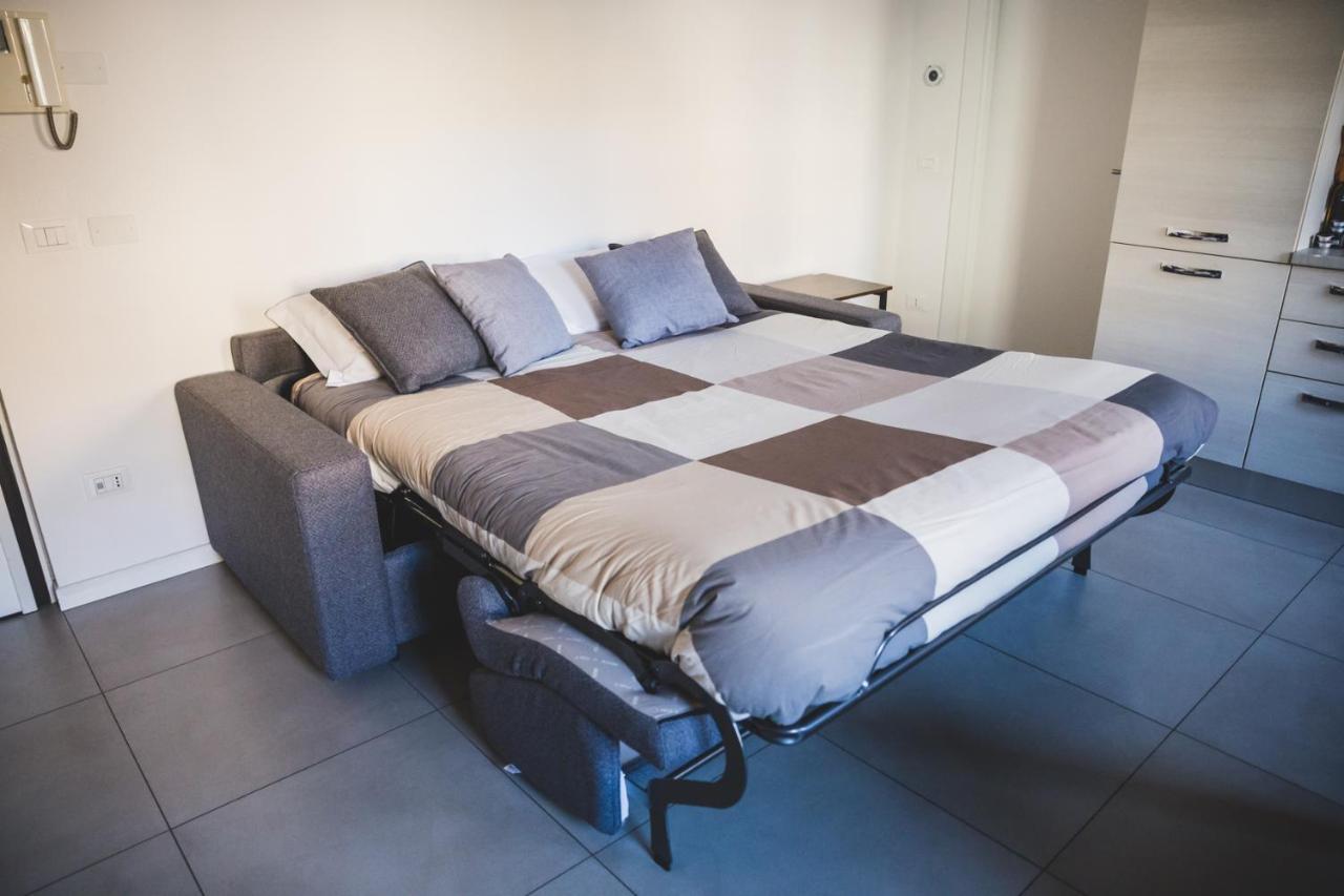 Grey House Pavia Con Box Privato Lejlighed Eksteriør billede